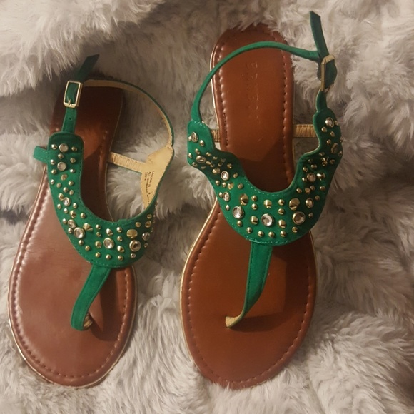 Sandals - Picture 2 of 3